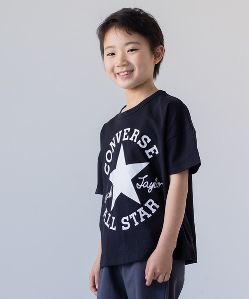 CONVERSE（コンバース）の「CONVERSE / コンバース ロゴTシャツ（Tシャツ/カットソー・キッズ・B/H/J/I/F/E/O/C/N/K/P/G/M/A/L/D・130cm/120cm/110cm/100cm/80ｃｍ/90cm）」の3枚目の写真