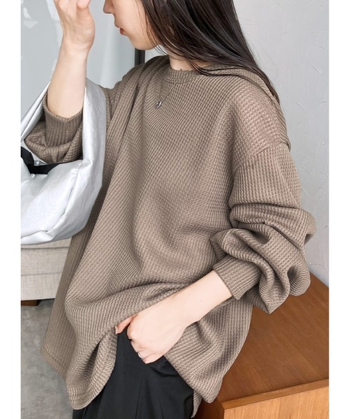 reca(レカ)の「着回力抜群!ボリューム袖ワッフルプルオーバー(スウェット・レディース・グリーン/チャコール/オフホワイト/ライラック/グリーン系その他/ブルー系/ライトグレー/ブラック/ベージュ/モカ・FREE)」の5枚目の写真