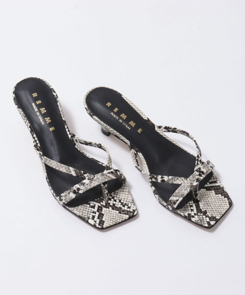REMME(レメ)の「【REMME/レメ】 ◇【WEB限定】トングラインミュール(サンダル・レディース・ブラック/ベージュ/ベージュ系その他3・36/37/38)」の1枚目の写真