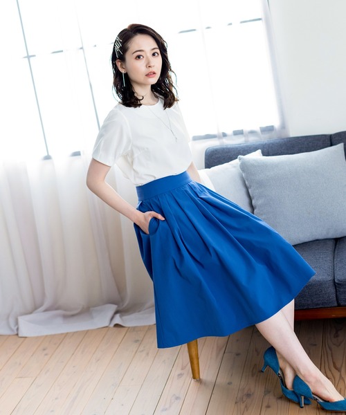 Tiaclasse（ティアクラッセ）の「【洗える】シンプルで使いやすいタックパフ袖ブラウス（シャツ/ブラウス・レディース・グレイッシュベージュ/ブラック系その他/ネイビー/オフホワイト/ブラック/ブルー系その他・L/M）」の13枚目の写真