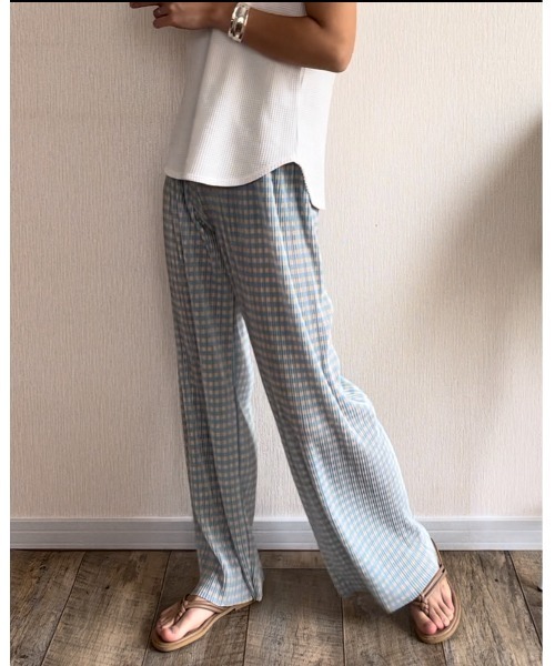 Ritzy（リッツィー）の「プリーツチェックワイドパンツ（その他パンツ・レディース・ライトブルー/ブラック/イエロー/グリーン・FREE）」の3枚目の写真