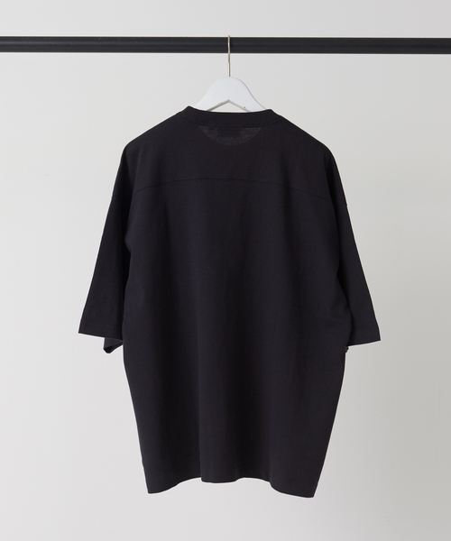 DISCUS ATHLETIC（ディスカス　アスレチック）の「【DISCUS ATHLETIC/ ディスカス アスレチック】USコットン カレッジロゴ Tシャツ（Tシャツ/カットソー・メンズ・ブラック/グリーン/ブルー/ホワイト・M/L）」の16枚目の写真