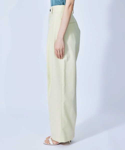 ROPE'（ロペ）の「【秋にも使える】ワイドタックテーパードスラックス（その他パンツ・レディース・ブラック/オフホワイト/オレンジ/ブルー・36/38）」の12枚目の写真