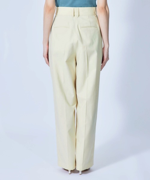 ROPE'（ロペ）の「【秋にも使える】ワイドタックテーパードスラックス（その他パンツ・レディース・ブラック/オフホワイト/オレンジ/ブルー・36/38）」の13枚目の写真