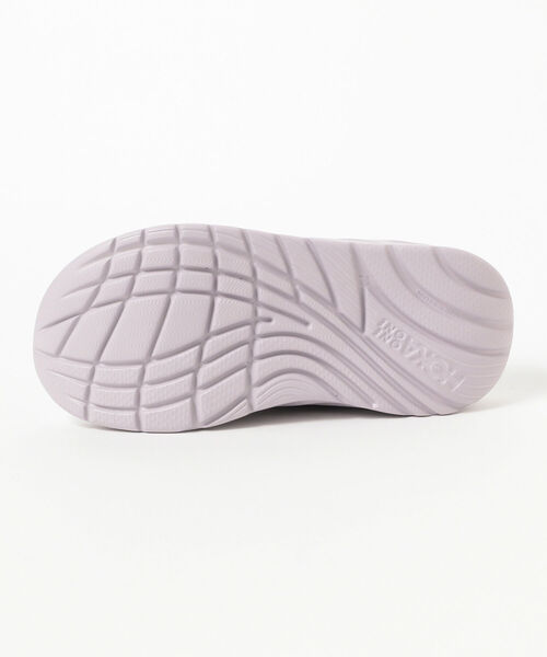 HOKA（ホカ）の「HOKA ONE ONE / ORA RECOVERY SLIDE（サンダル・メンズ・ホワイト/グレー・8inch/9inch/10inch/11inch）」の10枚目の写真