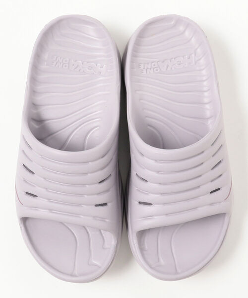 HOKA（ホカ）の「HOKA ONE ONE / ORA RECOVERY SLIDE（サンダル・メンズ・ホワイト/グレー・8inch/9inch/10inch/11inch）」の9枚目の写真