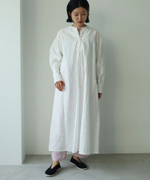 yuni　ユニ　スラブコットン　ナイロンスキッパーワンピース yuni（ユニ ）の「Slub Cotton/Nylon skipper one-piece