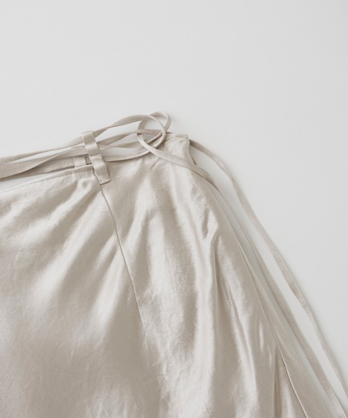 CEL ANSWER（シーイーエルアンサー）の「Iラインサテンロングスカート（スカート・レディース・ブラック/ベージュ・FREE/S）」の10枚目の写真