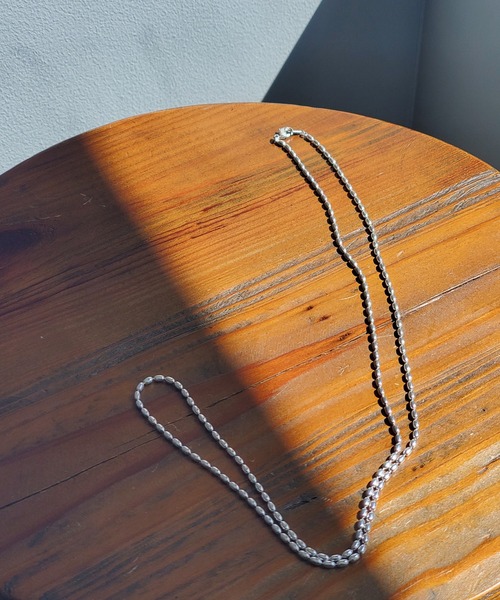 SHENERY(シーナリー)の「【WEB限定】ボールチェーンロングネックレス(ネックレス・レディース・シルバー・FREE)」の1枚目の写真