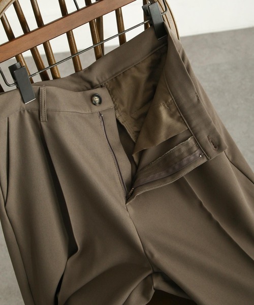 NILWAY(ニルウェイ)の「リッチツイルセンタープレスセミワイドストレートパンツ/スラックス(スラックス・メンズ・ブラック/カーキ/アイボリー/モカ/チャコール/ネイビー・SMALL/MEDIUM/LARGE)」の8枚目の写真