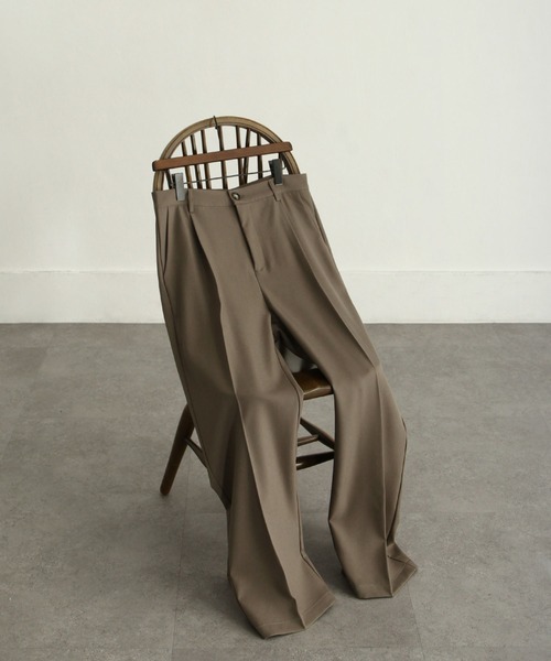 NILWAY(ニルウェイ)の「リッチツイルセンタープレスセミワイドストレートパンツ/スラックス(スラックス・メンズ・ブラック/カーキ/アイボリー/モカ/チャコール/ネイビー・SMALL/MEDIUM/LARGE)」の16枚目の写真