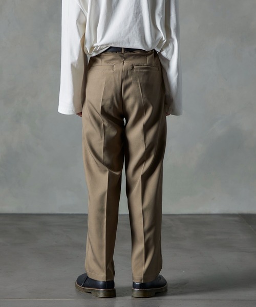 NILWAY(ニルウェイ)の「リッチツイルセンタープレスセミワイドストレートパンツ/スラックス(スラックス・メンズ・ブラック/カーキ/アイボリー/モカ/チャコール/ネイビー・SMALL/MEDIUM/LARGE)」の21枚目の写真