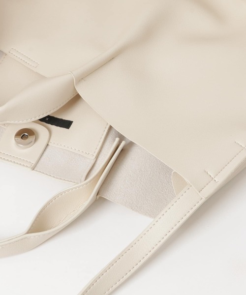 KBF（ケイビーエフ）の「ソフトイージーBAG（トートバッグ・レディース・アイボリー/ブラック・ONE）」の17枚目の写真