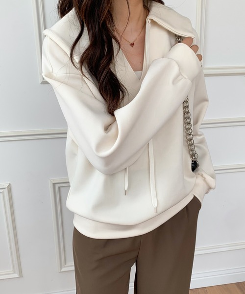 ECLIN(エクラン)の「ビック襟Vネックプルオーバー(Tシャツ/カットソー・レディース・ブラック/ベージュ/カーキ・FREE)」の11枚目の写真