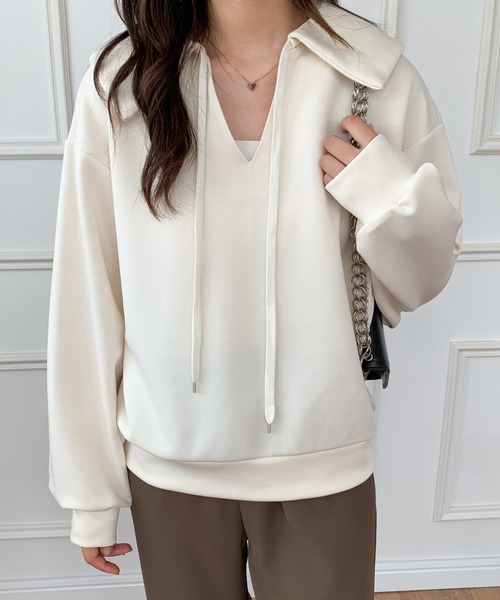 ECLIN(エクラン)の「ビック襟Vネックプルオーバー(Tシャツ/カットソー・レディース・ブラック/ベージュ/カーキ・FREE)」の12枚目の写真