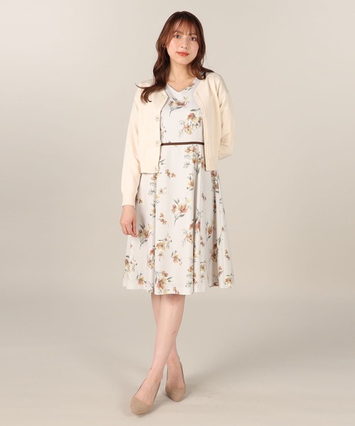 LAISSE PASSE（レッセパッセ）の「フラワーモチーフカーディガン（カーディガン/ボレロ・レディース・モーブ系/キナリ/ベージュ/チョコ・MEDIUM）」の6枚目の写真