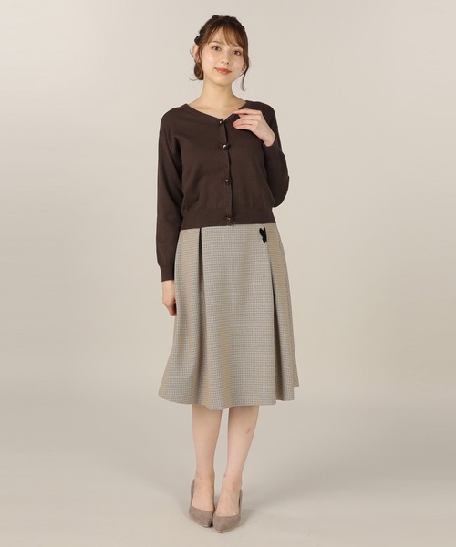 LAISSE PASSE（レッセパッセ）の「フラワーモチーフカーディガン（カーディガン/ボレロ・レディース・モーブ系/キナリ/ベージュ/チョコ・MEDIUM）」の9枚目の写真