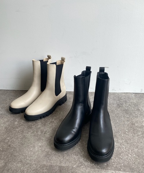 DouDou（ドゥドゥ）の「【WEB限定】ミドル丈サイドゴアブーツ（ブーツ・レディース・ブラック/アイボリー・MEDIUM/LARGE）」の9枚目の写真