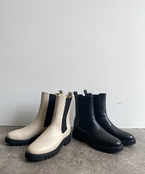 DouDou（ドゥドゥ）の「【WEB限定】ミドル丈サイドゴアブーツ（ブーツ・レディース・ブラック/アイボリー・MEDIUM/LARGE）」の7枚目の写真