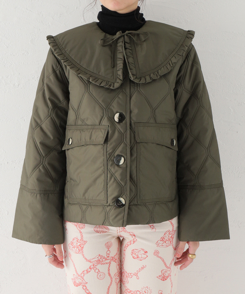 GANNI（ガニー）の「【GANNI / ガニー】 Recycled Ripstop Quilt Frill Colla：ブルゾン（ブルゾン・レディース・ホワイト/カーキ・FREE）」の15枚目の写真
