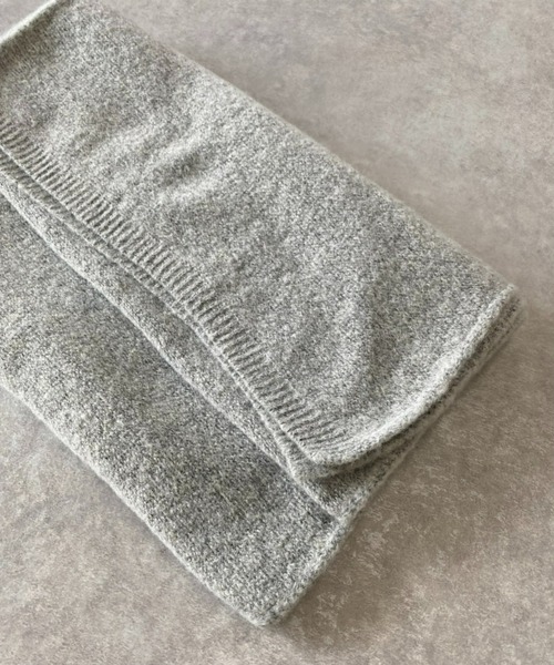 RIVE DROITE（リヴドロワ）の「包まれるような温かさ/KNIT SOLID STOLE（マフラー・レディース・ライトグレー/イエロー・FREE）」の6枚目の写真