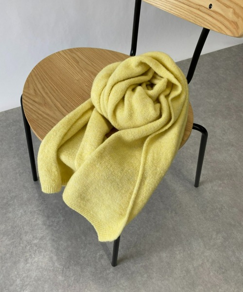 RIVE DROITE（リヴドロワ）の「包まれるような温かさ/KNIT SOLID STOLE（マフラー・レディース・ライトグレー/イエロー・FREE）」の9枚目の写真