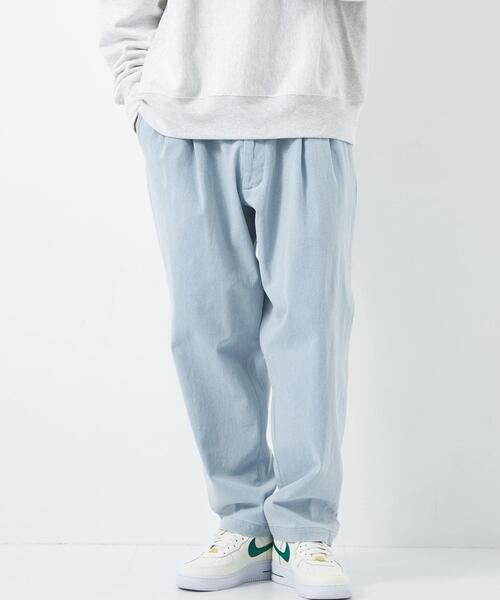 green label relaxing(グリーンレーベルリラクシング)の「デニム 2プリーツ テーパード パンツ(デニムパンツ・メンズ・ライトブルー/ホワイト・L/S/M)」の5枚目の写真