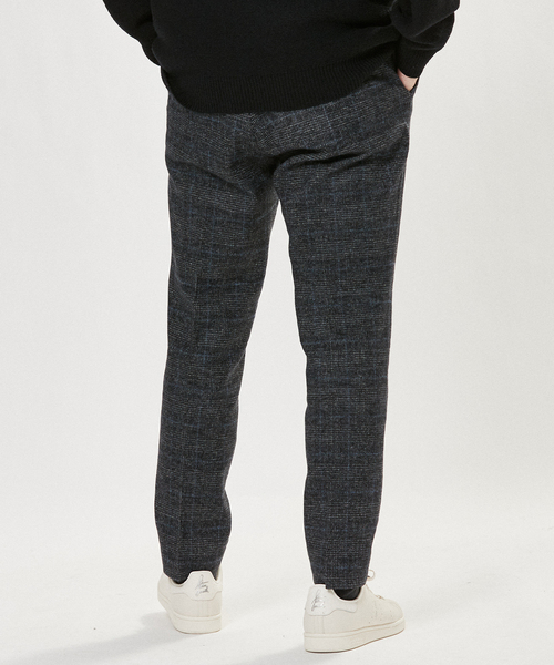 EDIFICE（エディフィス）の「コットン/ウール ジャージー イージーパンツ（その他パンツ・メンズ・ライトブルー/グレー系その他/ブラック×ブラック/ブルー/ブラックミックス/ブラウン/チョコ/エメラルドブルー・LARGE/MEDIUM/SMALL）」の21枚目の写真