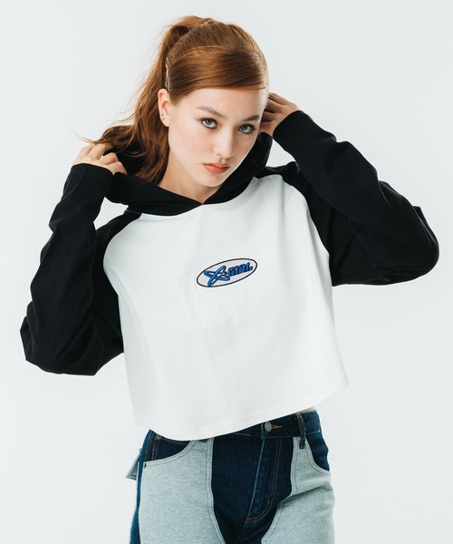 X-girl（エックスガール）の「HOODED RAGLAN L/S TEE（パーカー・レディース・ブラック/グリーン/バーガンディー・S/M）」の4枚目の写真