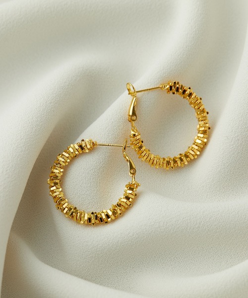 PAPILLONNER（パピヨネ）の「シャイニーフープピアス/WEB限定（ピアス（両耳用）・レディース・ゴールド/シルバー・FREE）」の6枚目の写真