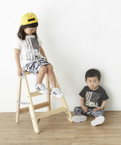 AZUL by moussy（アズールバイマウジー）の「USﾌﾗｯｸﾞﾌｫﾄふなっしｰT（Tシャツ/カットソー・キッズ・ブラック/オフホワイト・140/110/130/150/100/120）」の2枚目の写真