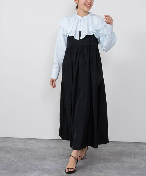 NOLLEY’S Sophi（ノーリーズソフィ）の「ウォッシャブルシャンブレータフタキャミワンピース（ワンピース・レディース・オフホワイト/ブラック・38）」の2枚目の写真