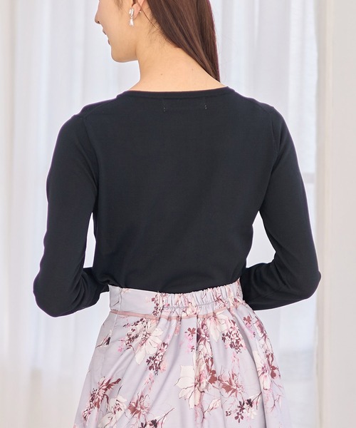 tocco closet（トッコ　クローゼット）の「パールビジュー付きフラワー刺繍ニットプルオーバー（ニット/セーター・レディース・ピンク/オフホワイト/ブラック・M）」の22枚目の写真
