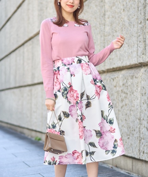 tocco closet（トッコ　クローゼット）の「パールビジュー付きフラワー刺繍ニットプルオーバー（ニット/セーター・レディース・ピンク/オフホワイト/ブラック・M）」の11枚目の写真