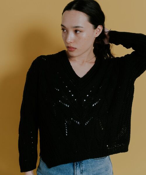 Kari & lili（カウリアンドリィリィ）の「cable knit PO（ニット/セーター・レディース・ホワイト/ブラック・FREE）」の6枚目の写真