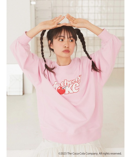 Coca Cola(コカコーラ)の「別注 Cherry Coke 「R」スウェット(スウェット・レディース・ライトピンク・FREE)」の6枚目の写真