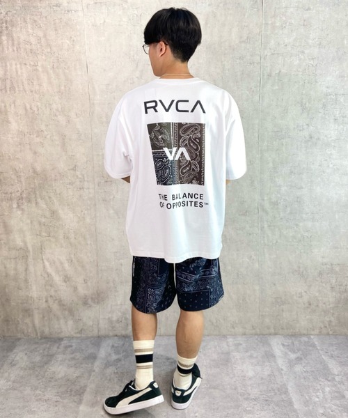 RVCA(ルーカ)の「RVCA/ルーカ オーバーサイズ バックプリントTシャツ/ペイズリー柄 バンダナ柄 スクエアロゴ/半袖Tシャツ クルーネックTシャツ BD041-223(Tシャツ/カットソー・メンズ・ホワイト/オリーブ/ブラック・M/XL/L)」の12枚目の写真