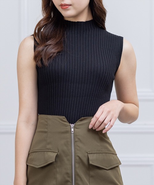 clear（クリア）の「ワイドリブノースリニットトップス（ニット/セーター・レディース・サーモンピンク/ターコイズブルー/オフホワイト/ブラック・F）」の3枚目の写真