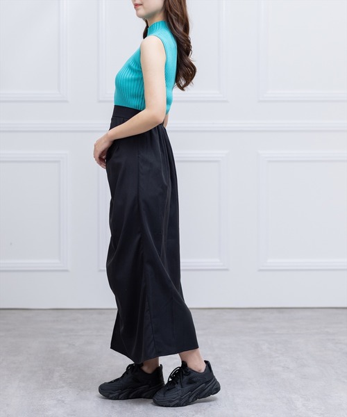 clear（クリア）の「ワイドリブノースリニットトップス（ニット/セーター・レディース・サーモンピンク/ターコイズブルー/オフホワイト/ブラック・F）」の21枚目の写真