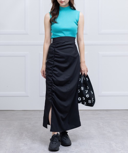 clear（クリア）の「ワイドリブノースリニットトップス（ニット/セーター・レディース・サーモンピンク/ターコイズブルー/オフホワイト/ブラック・F）」の19枚目の写真