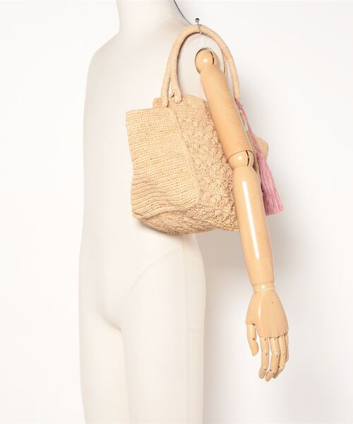 KATHARINE ROSS（キャサリンロス）の「【KATHARINE ROSS】IVAHONA BETTYLOTUSトートバッグ（かごバッグ・レディース・アイボリー/ライトブラウン・MEDIUM）」の13枚目の写真