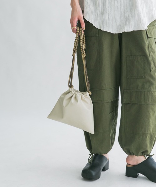 KBF（ケイビーエフ）の「ロープBAG（ショルダーバッグ・レディース・ブラック/ライトベージュ・ONE）」の14枚目の写真