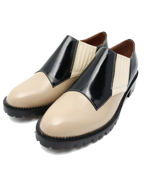Jeffrey Campbell（ジェフリーキャンベル）の「スリッポンローファー（ローファー・レディース・ホワイト/ブラック/ブラックミックス・36/37/38/39/35）」の3枚目の写真