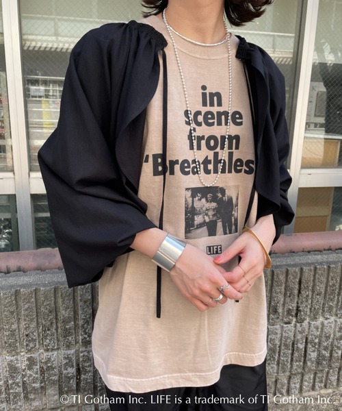 Omekashi(オメカシ)の「【GOOD ROCK SPEED】LIFE Movie Tシャツ(Tシャツ/カットソー・レディース・ベージュ・FREE)」の7枚目の写真