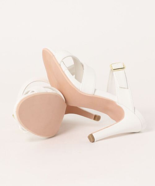 Miminy Piminy（ミミニー ピミニー）の「MiminyPiminy(ミミニーピミニー)8.5cmヒールクロスベルトミュールサンダル（サンダル・レディース・ホワイト/ブラック/グレー・S/L/M/LL）」の4枚目の写真