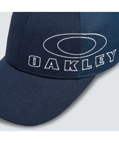 OAKLEY(オークリー)の「オークリー ESSENTIAL YTR CAP 23.0/YOUTH/OAKLEY(キャップ・キッズ・ブラック/ホワイト/ネイビー・U)」の8枚目の写真