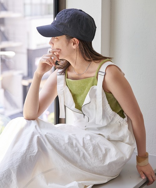 Kastane（カスタネ）の「ナイロンギャザータンクワンピース（ジャンパースカート・レディース・ブラック/オフホワイト/ベージュ・FREE）」の16枚目の写真