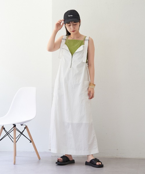 Kastane（カスタネ）の「ナイロンギャザータンクワンピース（ジャンパースカート・レディース・ブラック/オフホワイト/ベージュ・FREE）」の4枚目の写真