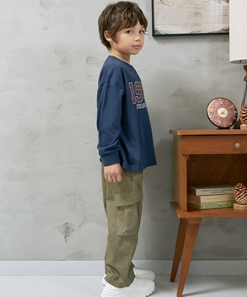 b・ROOM（ビールーム）の「ワイドカーゴパンツ（その他パンツ・キッズ・ベージュ/ブラック/アイボリー/カーキ・110cm/120cm/130cm/100cm/140cm/150cm）」の5枚目の写真