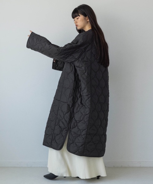 yuw（ユウ）の「リバーシブルバイカラーキルティングコート　970751（ナイロンジャケット・レディース・カーキ/ネイビー・FREE）」の20枚目の写真